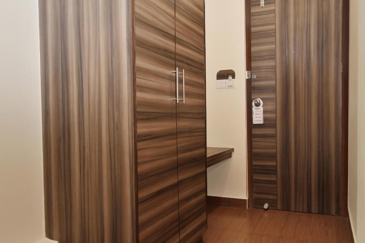 Octave La Sara Vista Otel Bangalore Dış mekan fotoğraf