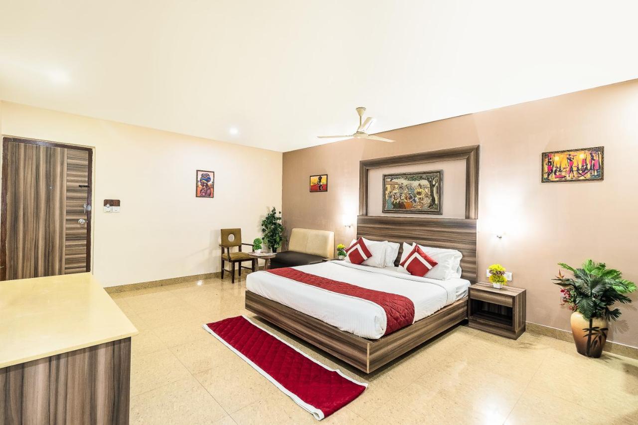 Octave La Sara Vista Otel Bangalore Dış mekan fotoğraf