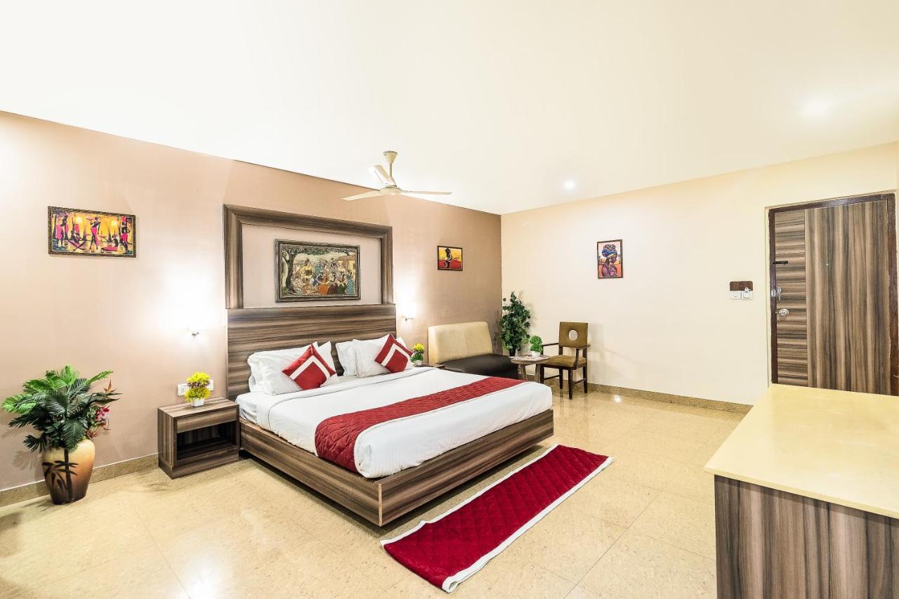 Octave La Sara Vista Otel Bangalore Dış mekan fotoğraf