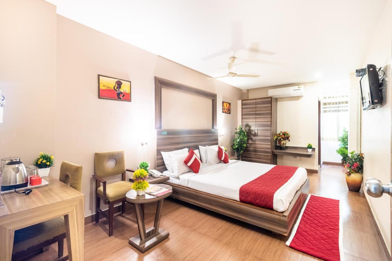 Octave La Sara Vista Otel Bangalore Dış mekan fotoğraf
