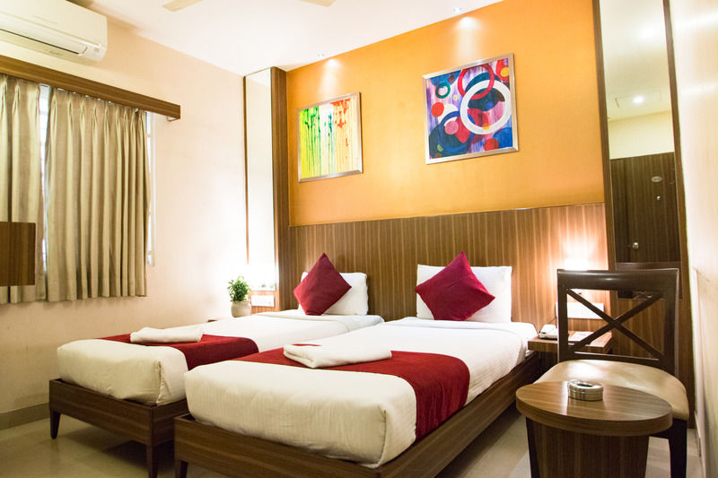 Octave La Sara Vista Otel Bangalore Dış mekan fotoğraf